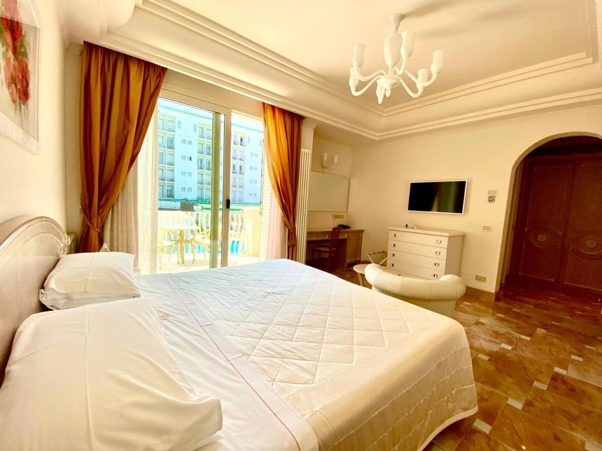 Hotel Aurelia Milano Marittima Zewnętrze zdjęcie
