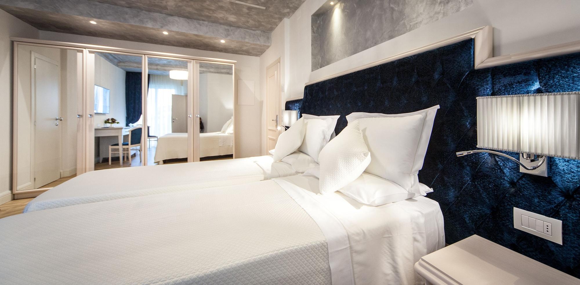Hotel Aurelia Milano Marittima Zewnętrze zdjęcie