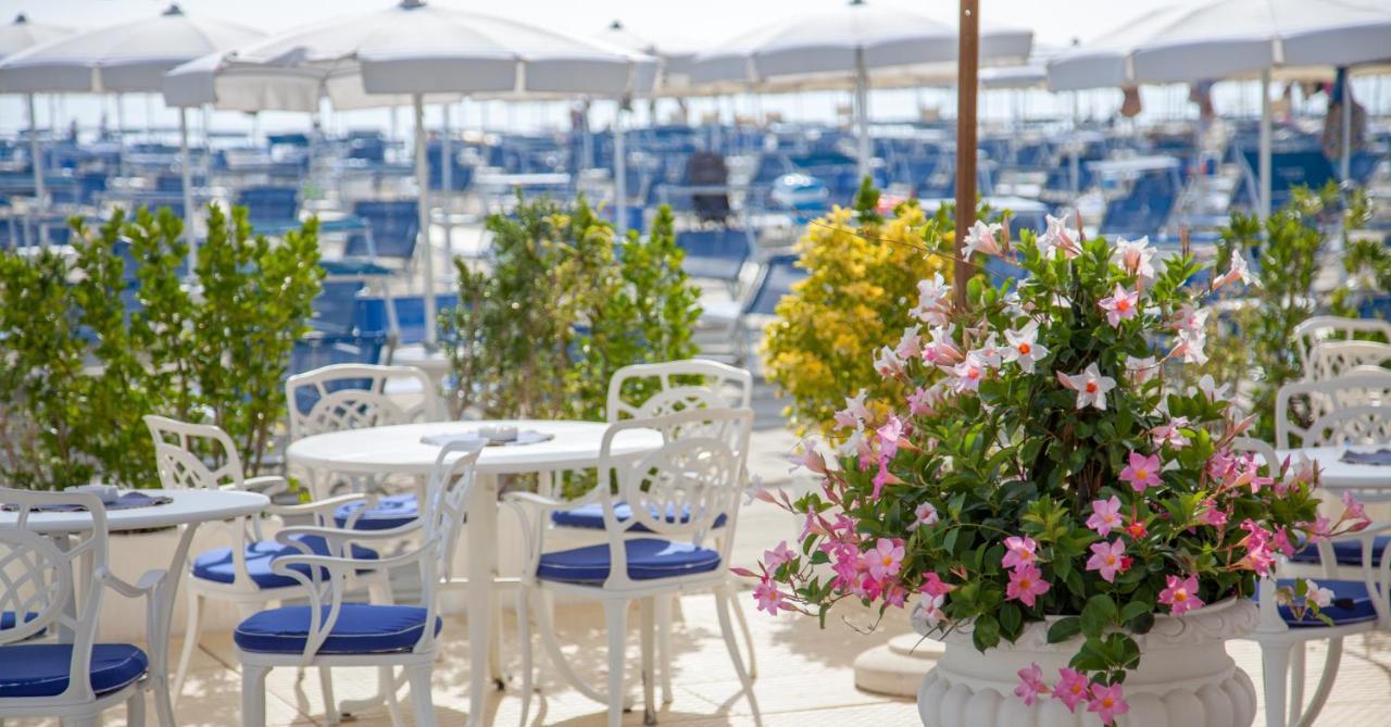 Hotel Aurelia Milano Marittima Zewnętrze zdjęcie